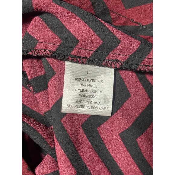 Hippie Rose Blouse Womens Large Chevron Print Long Tab Sleeve Maroon Chevron - Picture 6 of 8